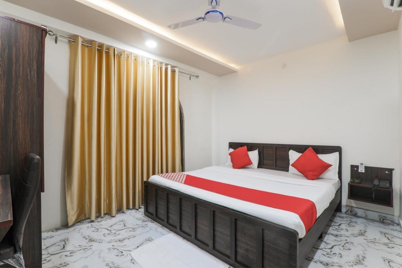 Hotel O Aastha Near Chaudhary Charan Singh International Airport Bijnaur Exterior foto