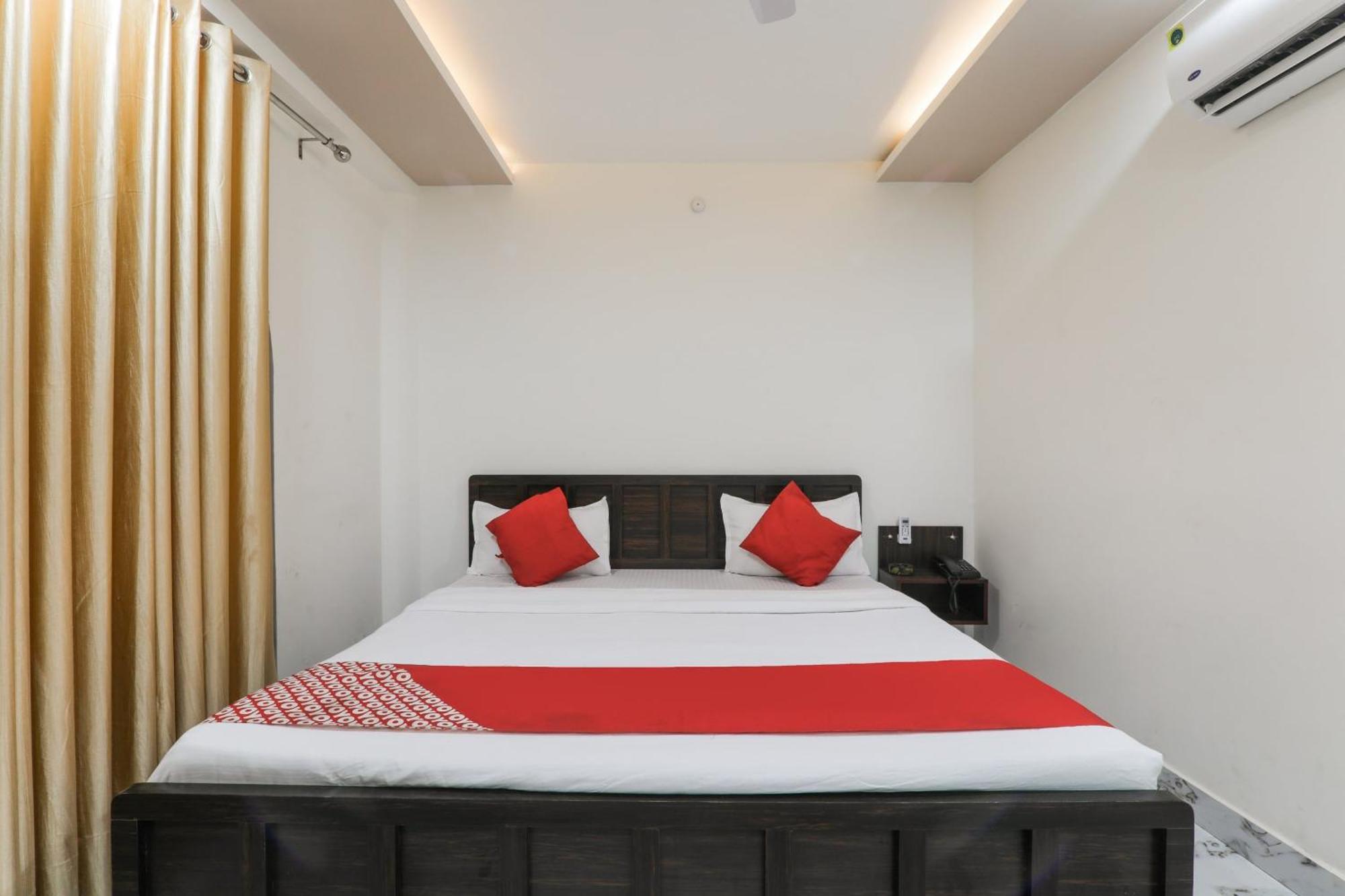 Hotel O Aastha Near Chaudhary Charan Singh International Airport Bijnaur Exterior foto